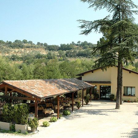 Hotel Ponte San Vittorino Асизи Екстериор снимка