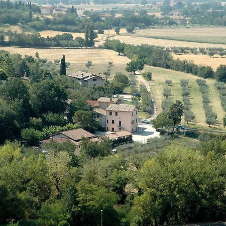 Hotel Ponte San Vittorino Асизи Екстериор снимка