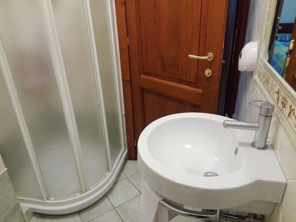 Hotel Ponte San Vittorino Асизи Екстериор снимка