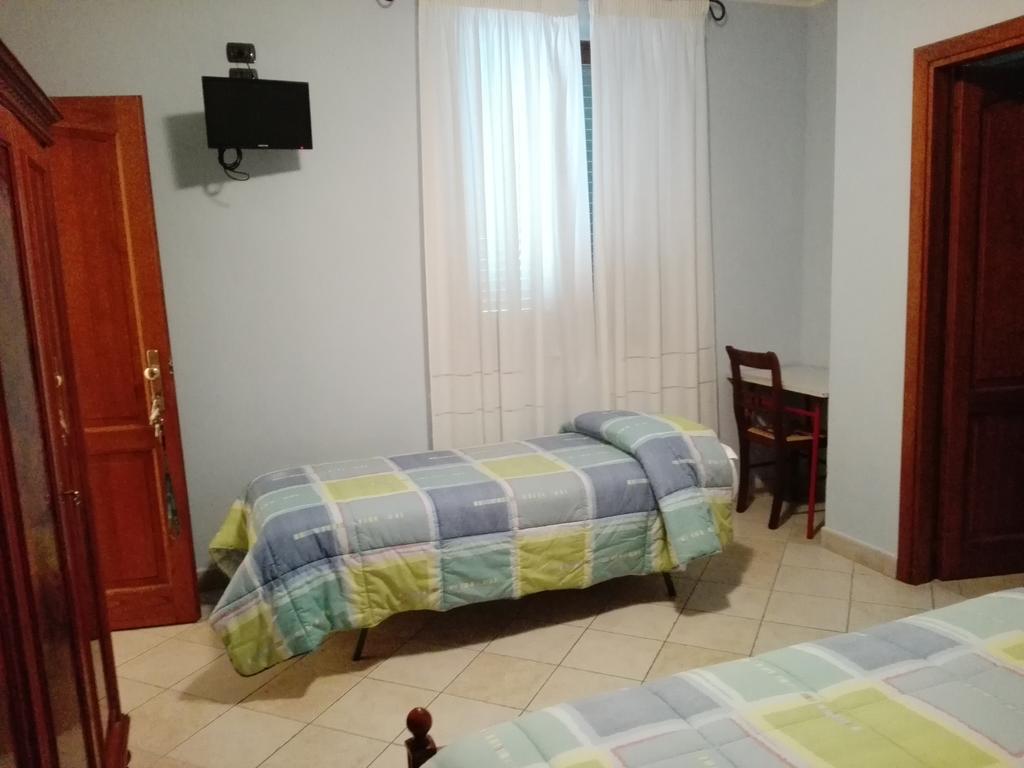 Hotel Ponte San Vittorino Асизи Екстериор снимка